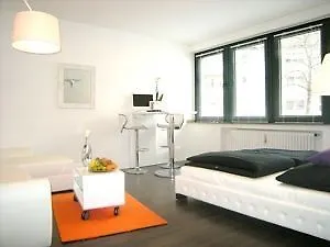 Hotel A Partment Mediapark Colonia
